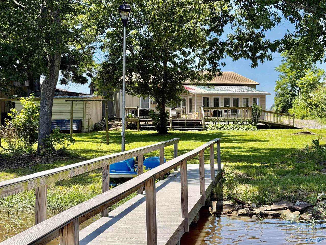 450 County Road 803 - Photo 1