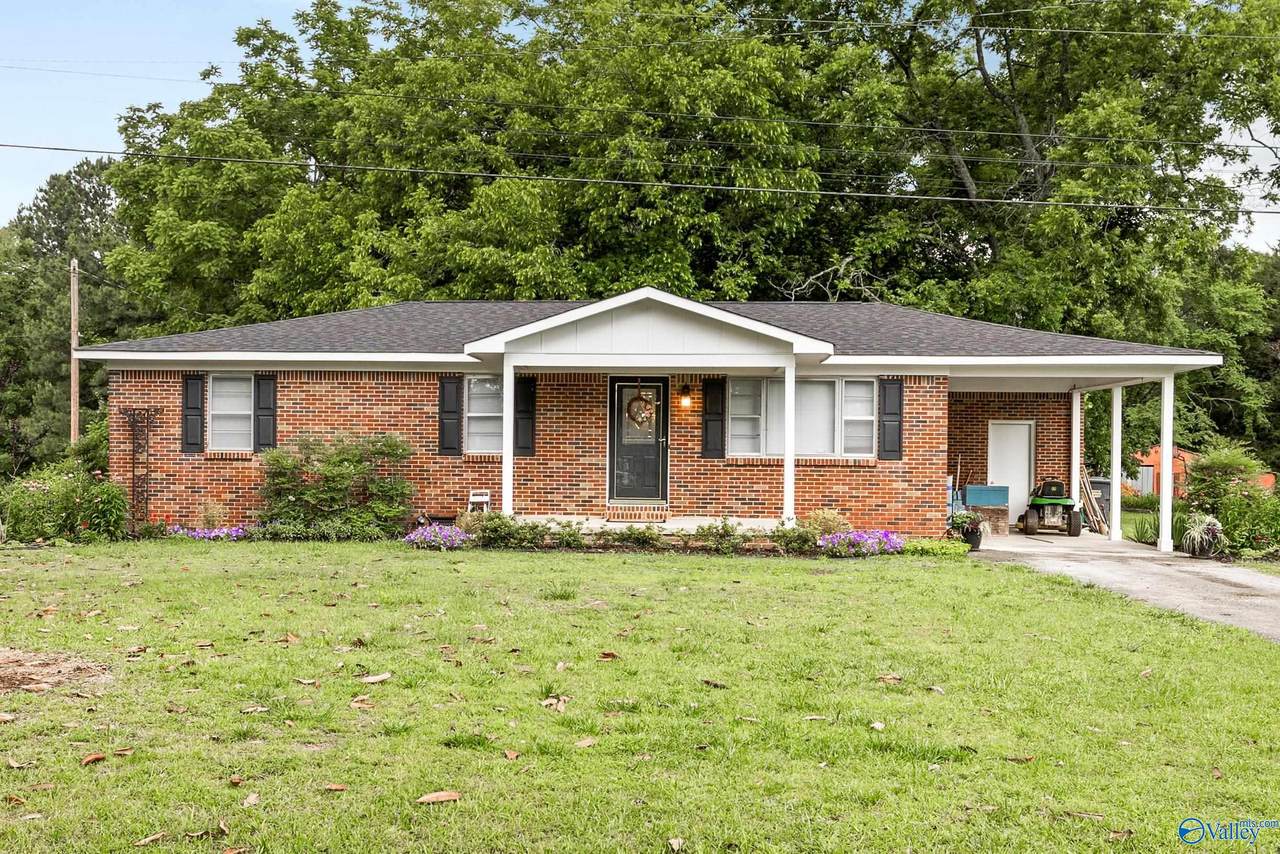 407 Bowles Bridge Road - Photo 1
