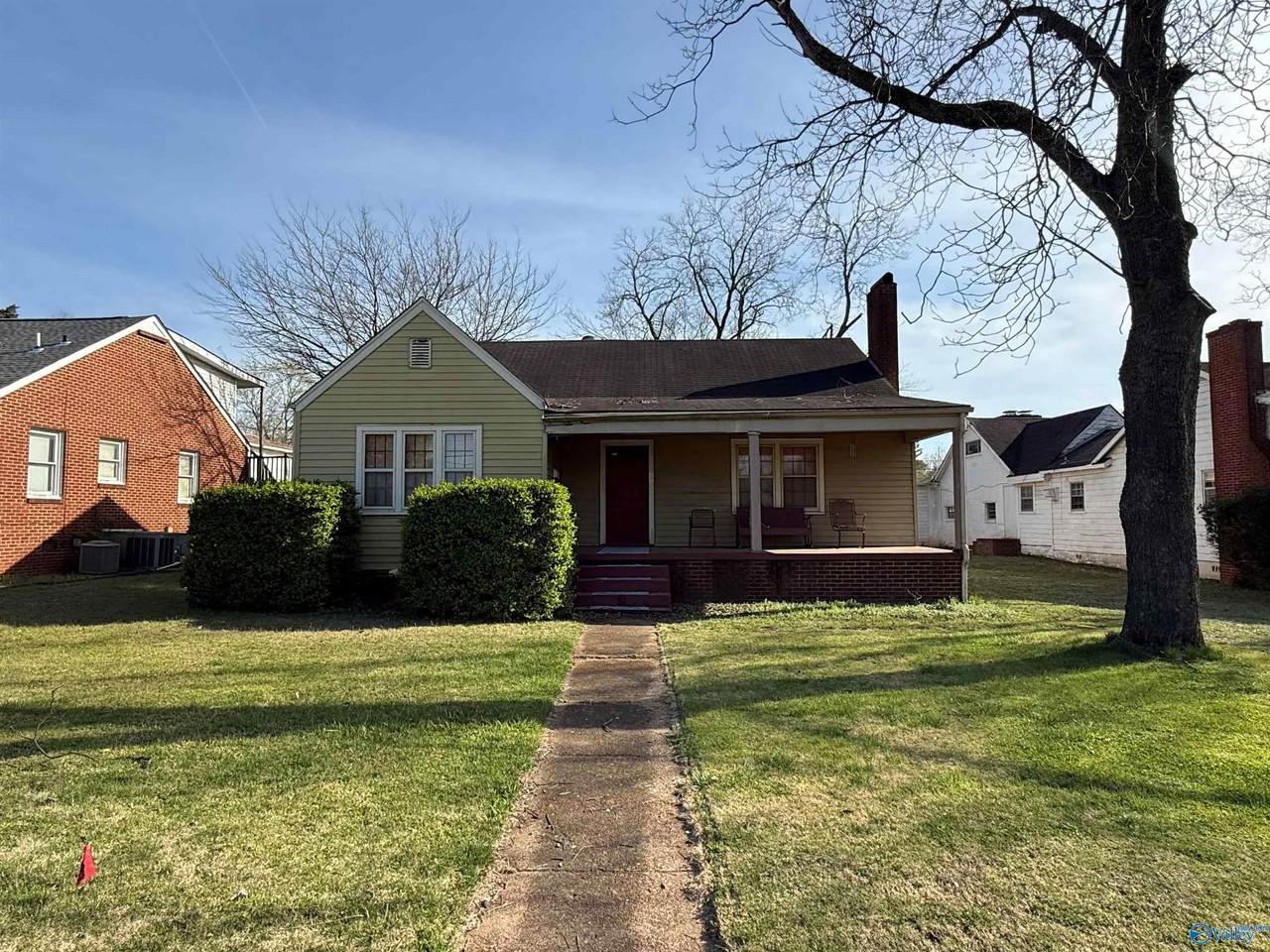 315 Longwood Drive - Photo 1