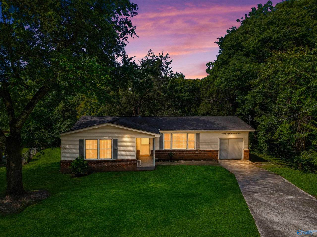 2804 Coosa Circle - Photo 1