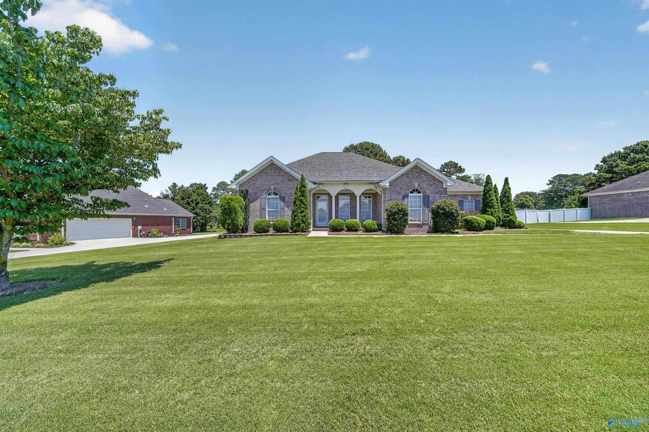 112 Fawn Ridge Drive - Photo 1