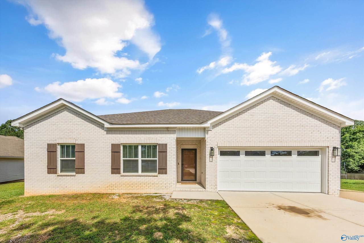 12890 Quartz Circle - Photo 1