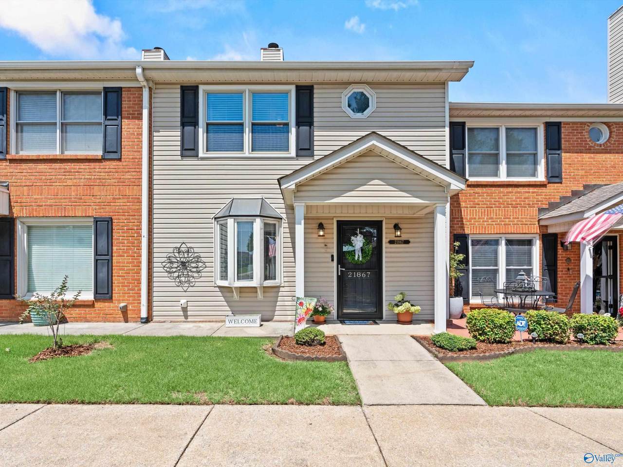 21867 Williamsburg Drive - Photo 1