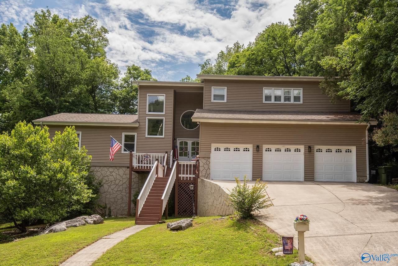 1696 Shady Cove Circle - Photo 1