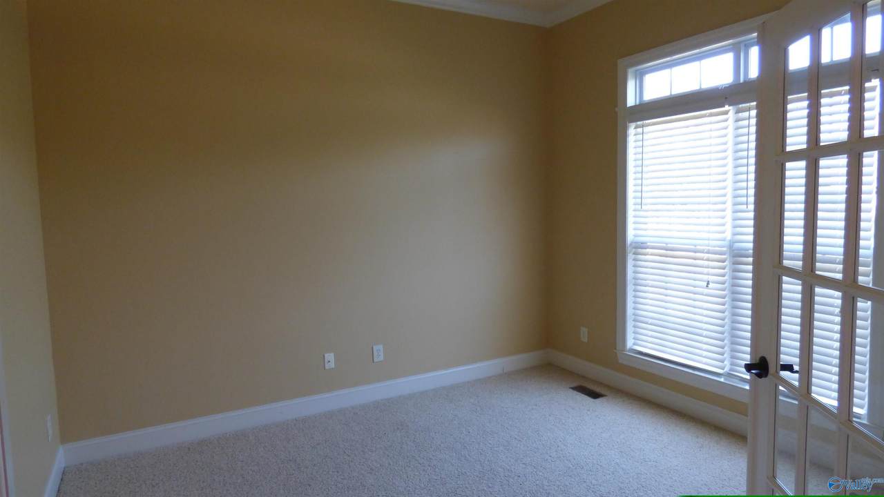 https://bt-photos.global.ssl.fastly.net/nalmls/1280_boomver_1_21920484-2.jpg