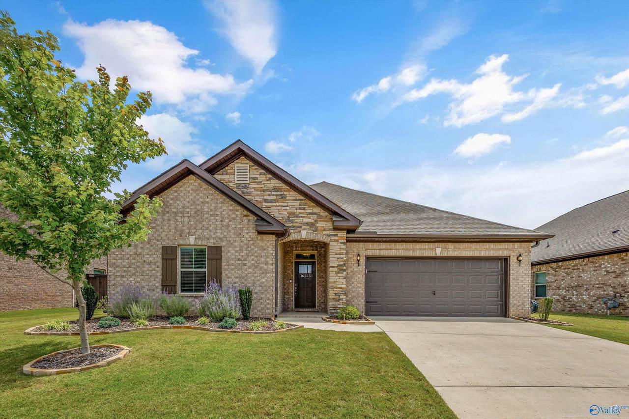 16235 Trestle Street - Photo 1