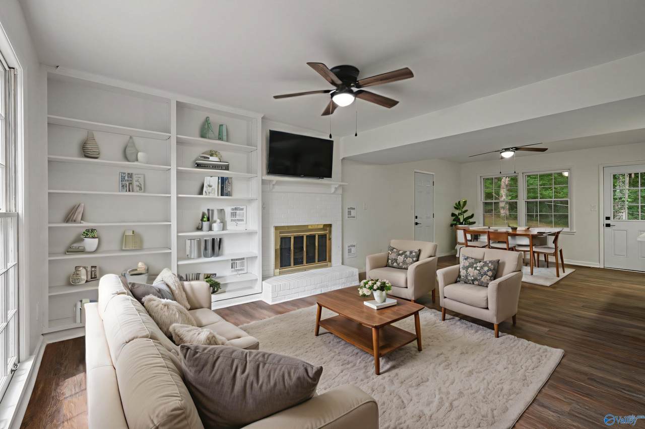 https://bt-photos.global.ssl.fastly.net/nalmls/1280_boomver_2_21920615-2.jpg