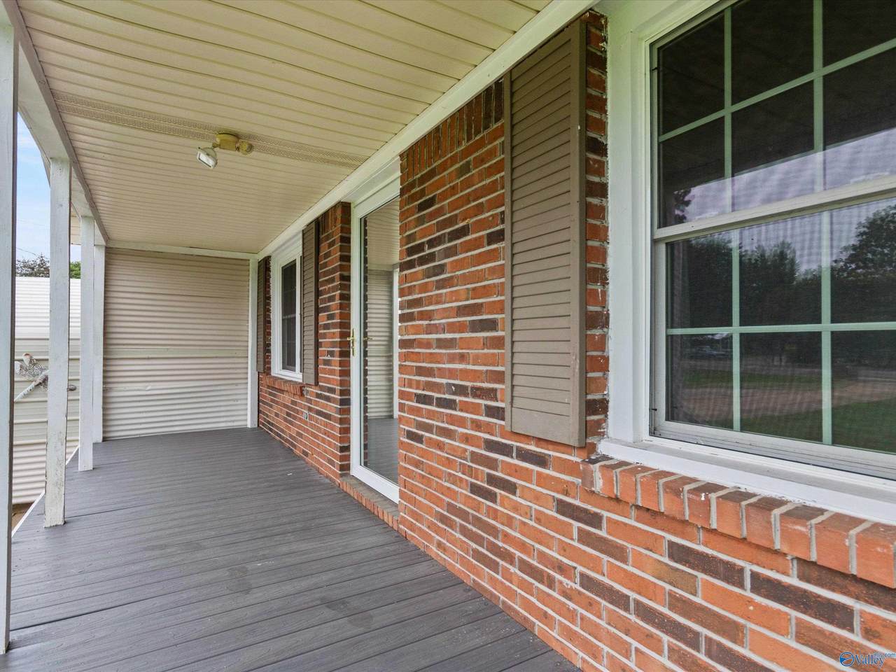 https://bt-photos.global.ssl.fastly.net/nalmls/1280_boomver_3_21920777-2.jpg