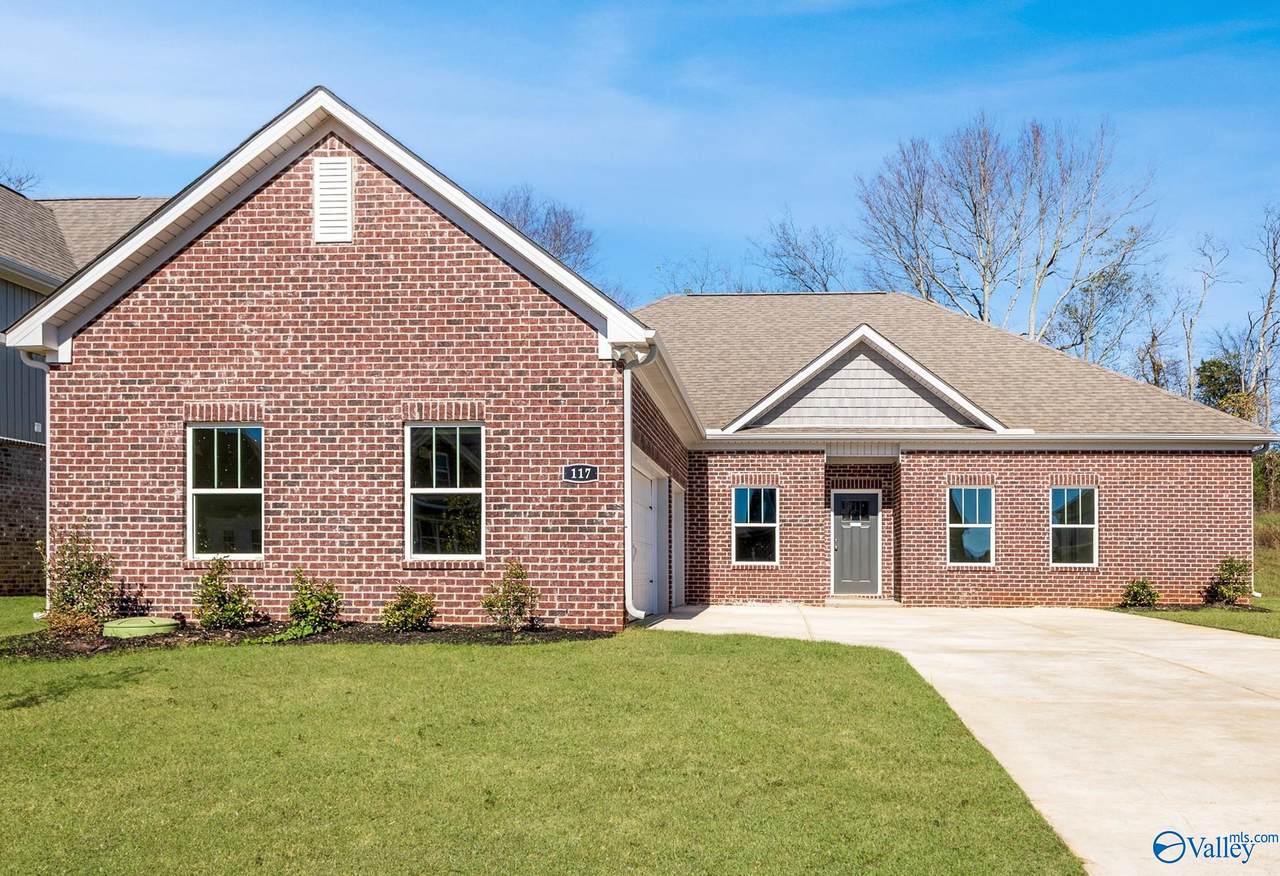 129 Fairways Pass - Photo 1