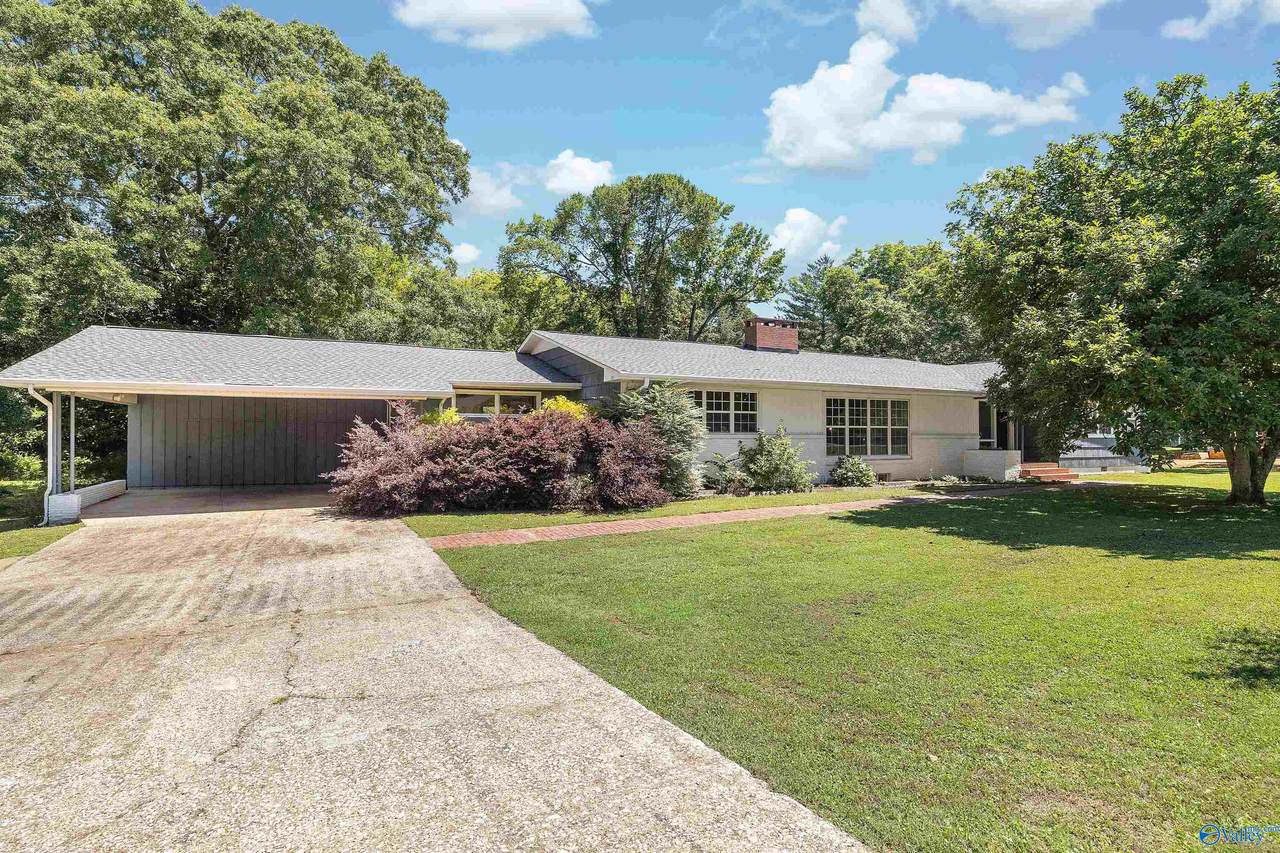 301 Lora Street - Photo 1