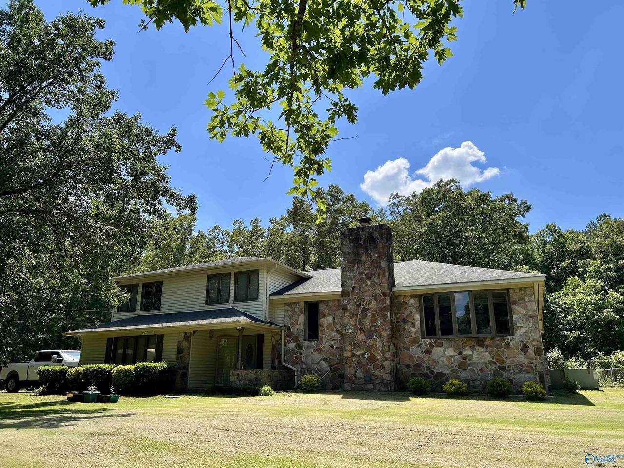 630 Carolyn Court - Photo 1