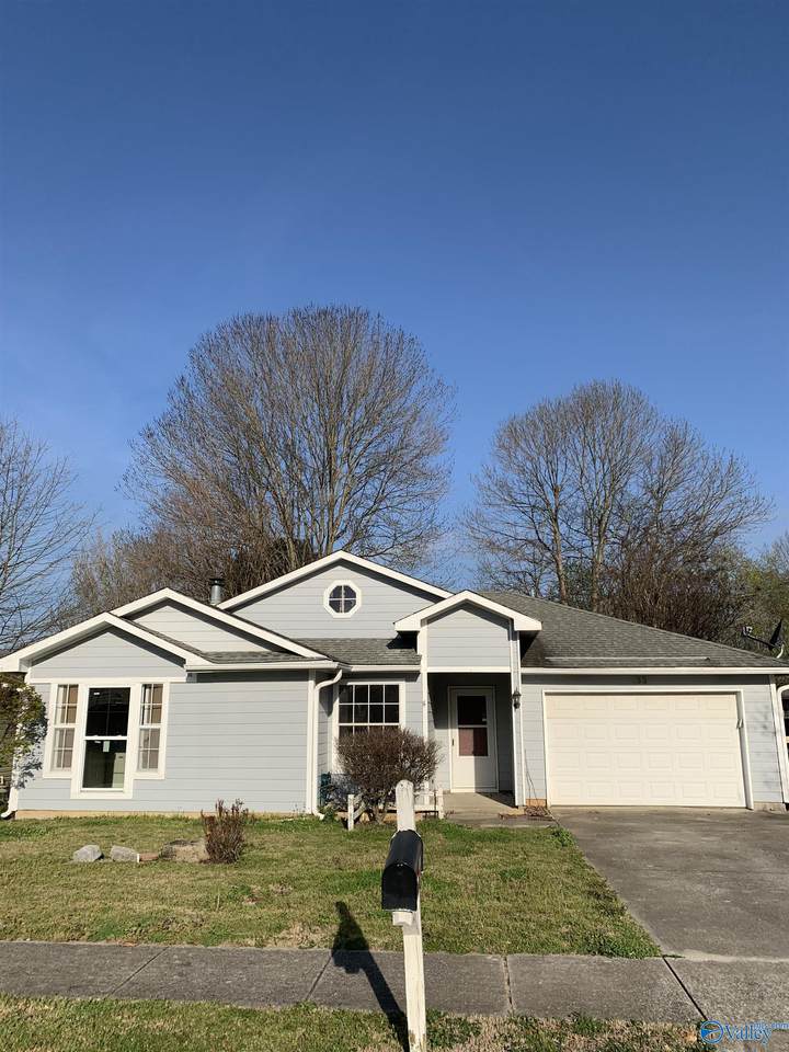 133 Sweet Hollow Way - Photo 1