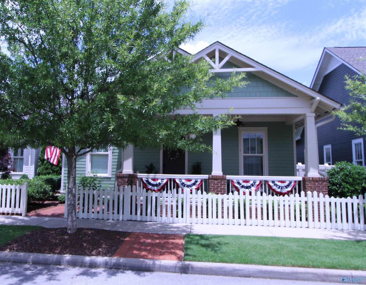 102 Hillcrest Avenue - Photo 1