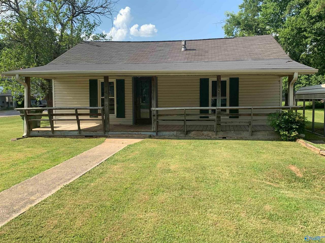 1301 Halsey Avenue - Photo 1