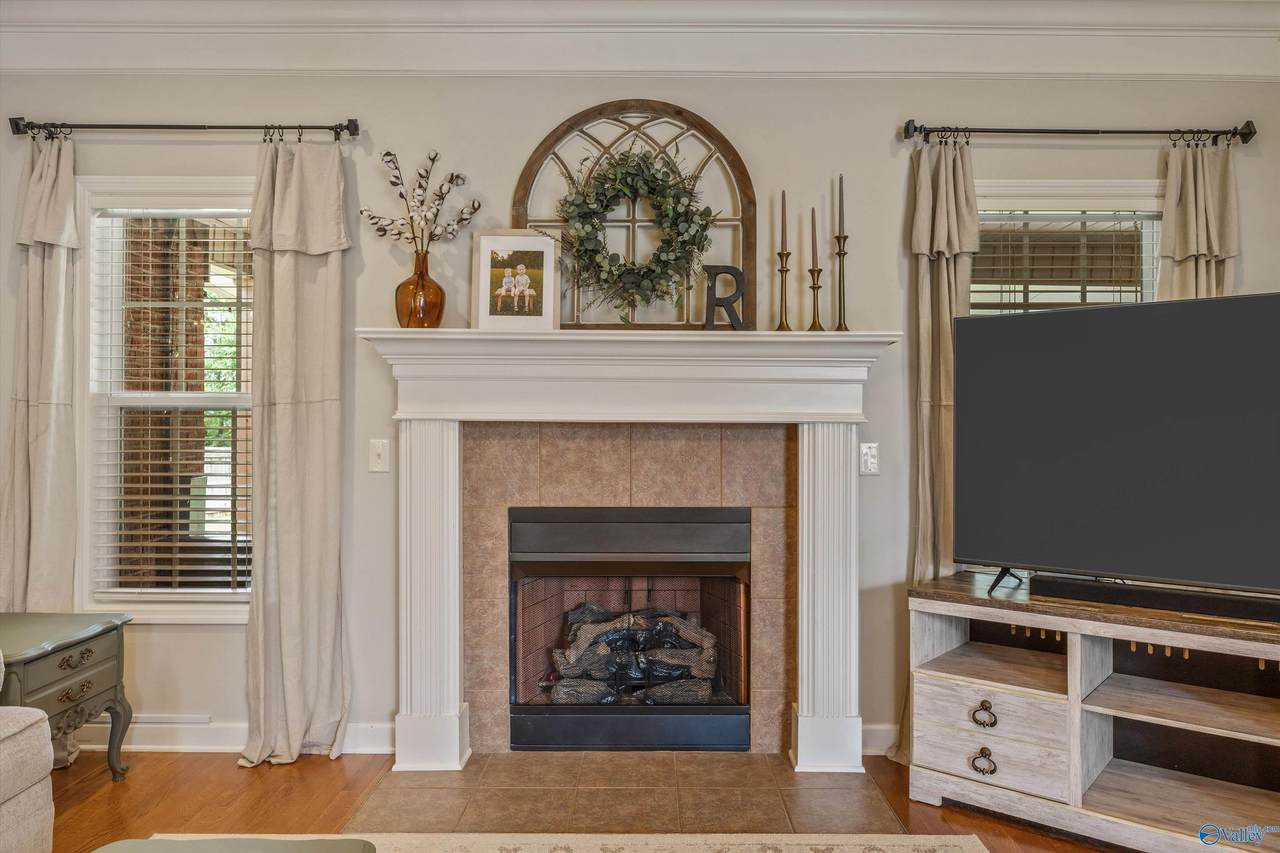 https://bt-photos.global.ssl.fastly.net/nalmls/1280_boomver_1_21921899-2.jpg