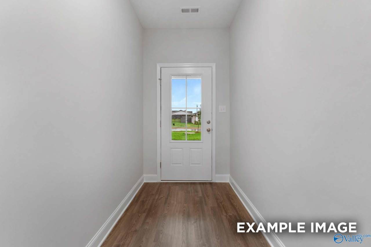 https://bt-photos.global.ssl.fastly.net/nalmls/1280_boomver_1_21921911-2.jpg