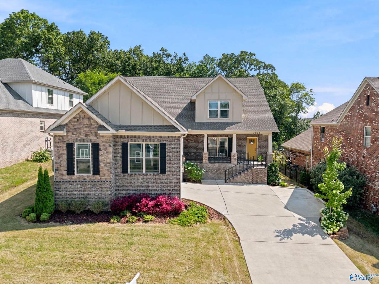 3973 Hawks Way - Photo 1