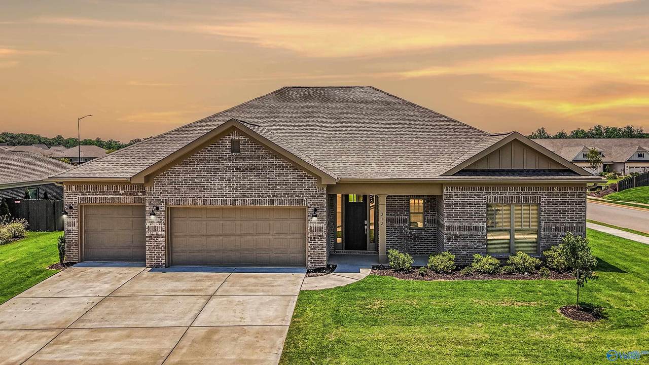 212 John Clift Circle - Photo 1