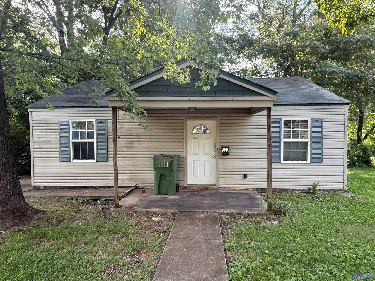 920 Fairway Drive - Photo 1