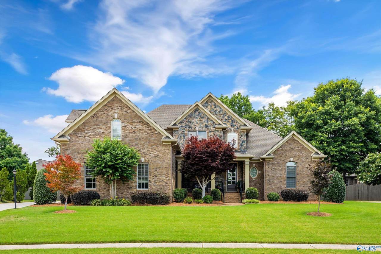 110 Rosehaven Circle - Photo 1