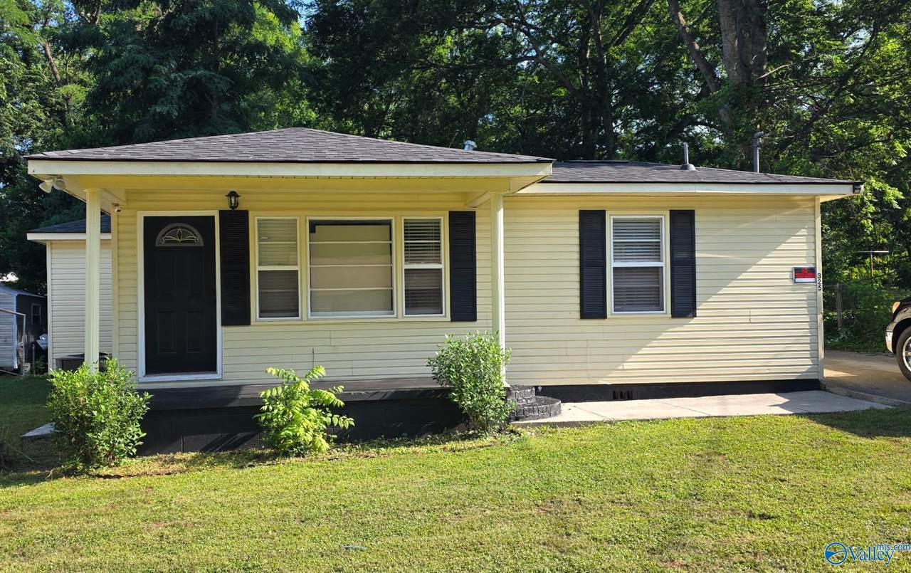 325 South Plymouth Road - Photo 1