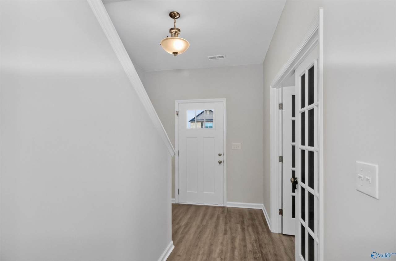 https://bt-photos.global.ssl.fastly.net/nalmls/1280_boomver_1_21922560-2.jpg