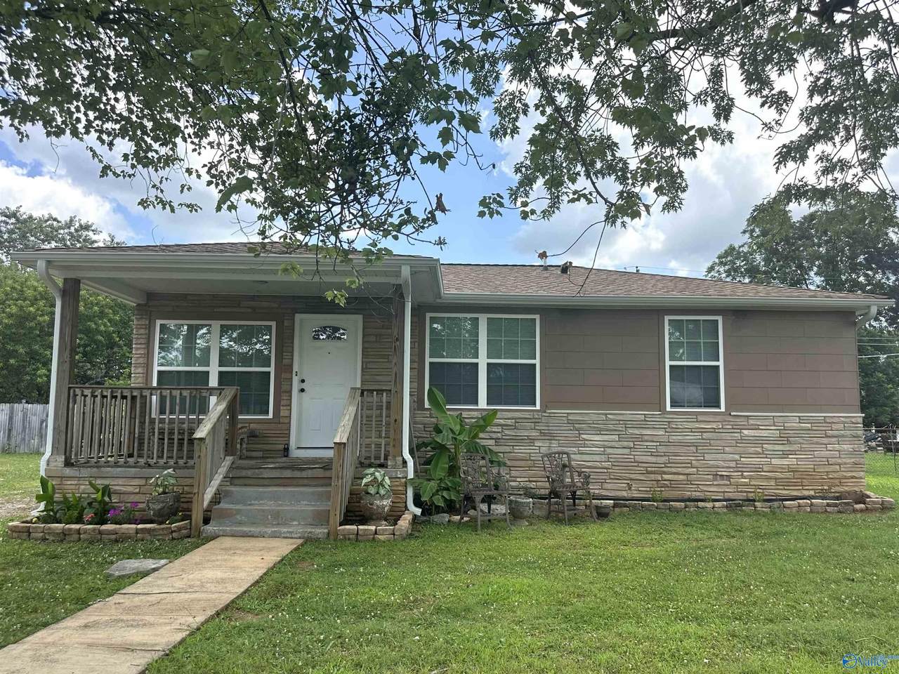 3111 Hale Drive - Photo 1