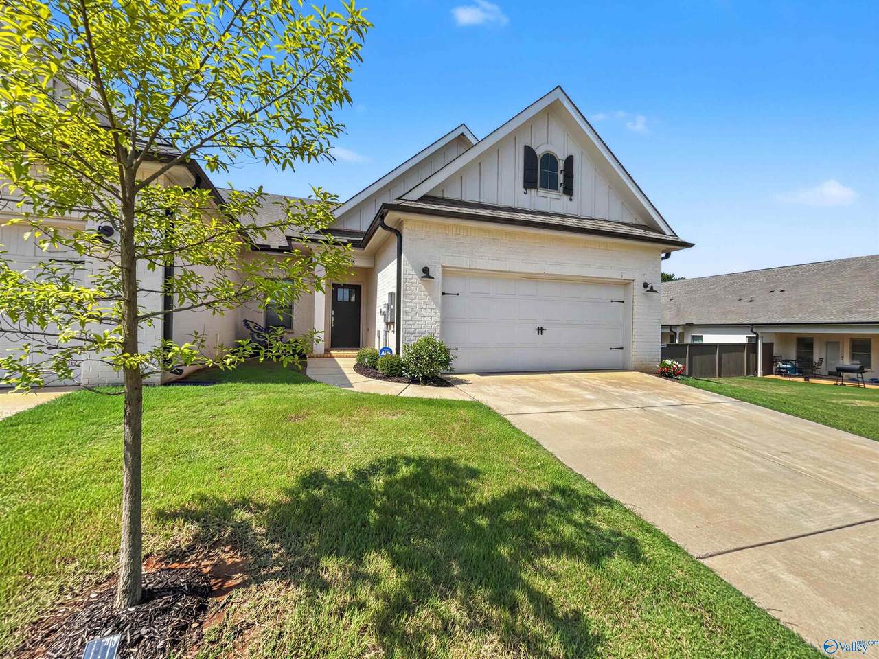 148 Clift Farm Drive - Photo 1