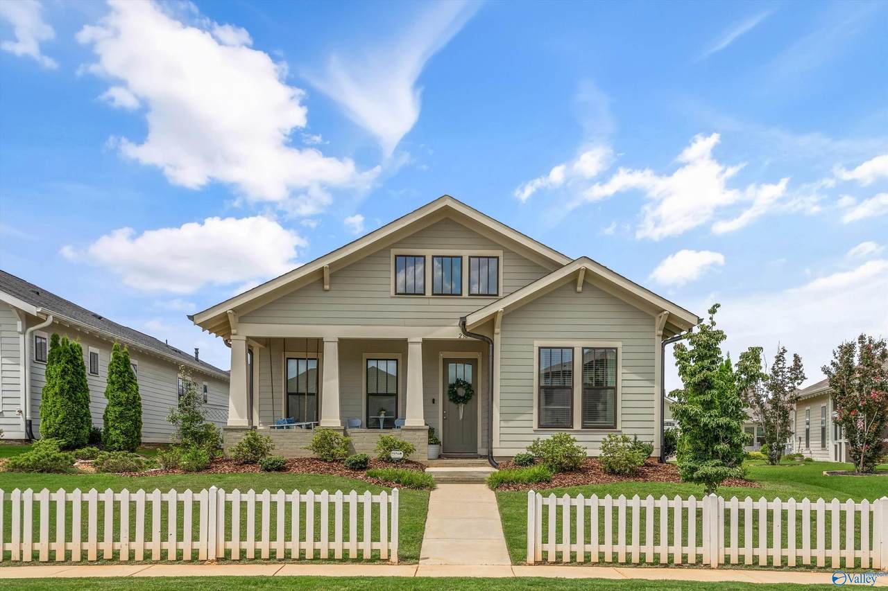 238 Farmhouse Drive - Photo 1