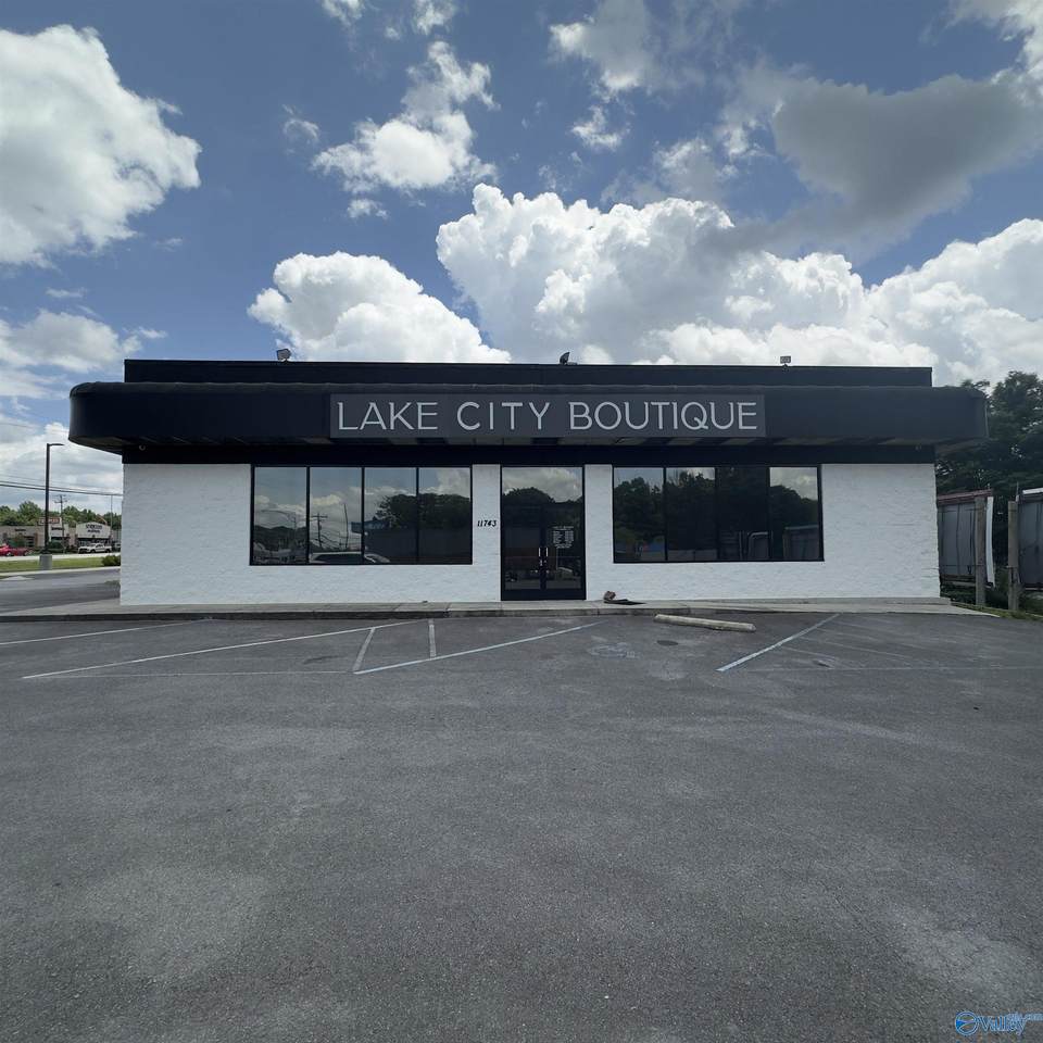 11743 Us Highway 431 - Photo 1