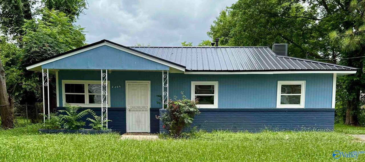 2206 Evans Avenue - Photo 1