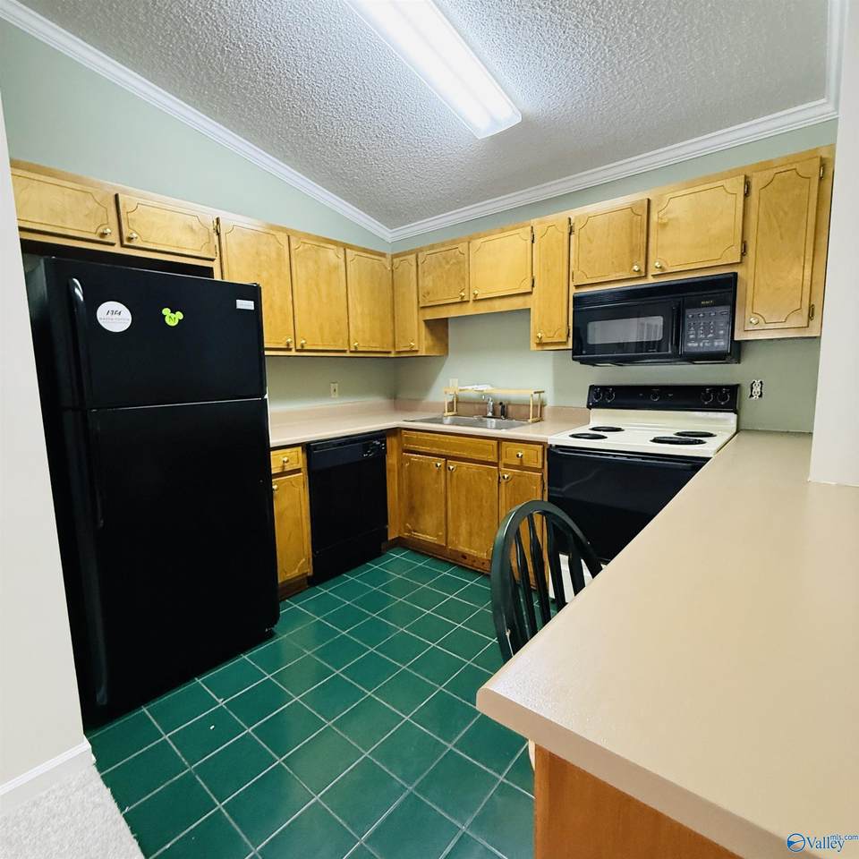 https://bt-photos.global.ssl.fastly.net/nalmls/1280_boomver_1_21923096-2.jpg