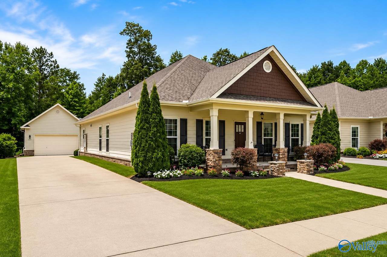 https://bt-photos.global.ssl.fastly.net/nalmls/1280_boomver_1_21923424-2.jpg