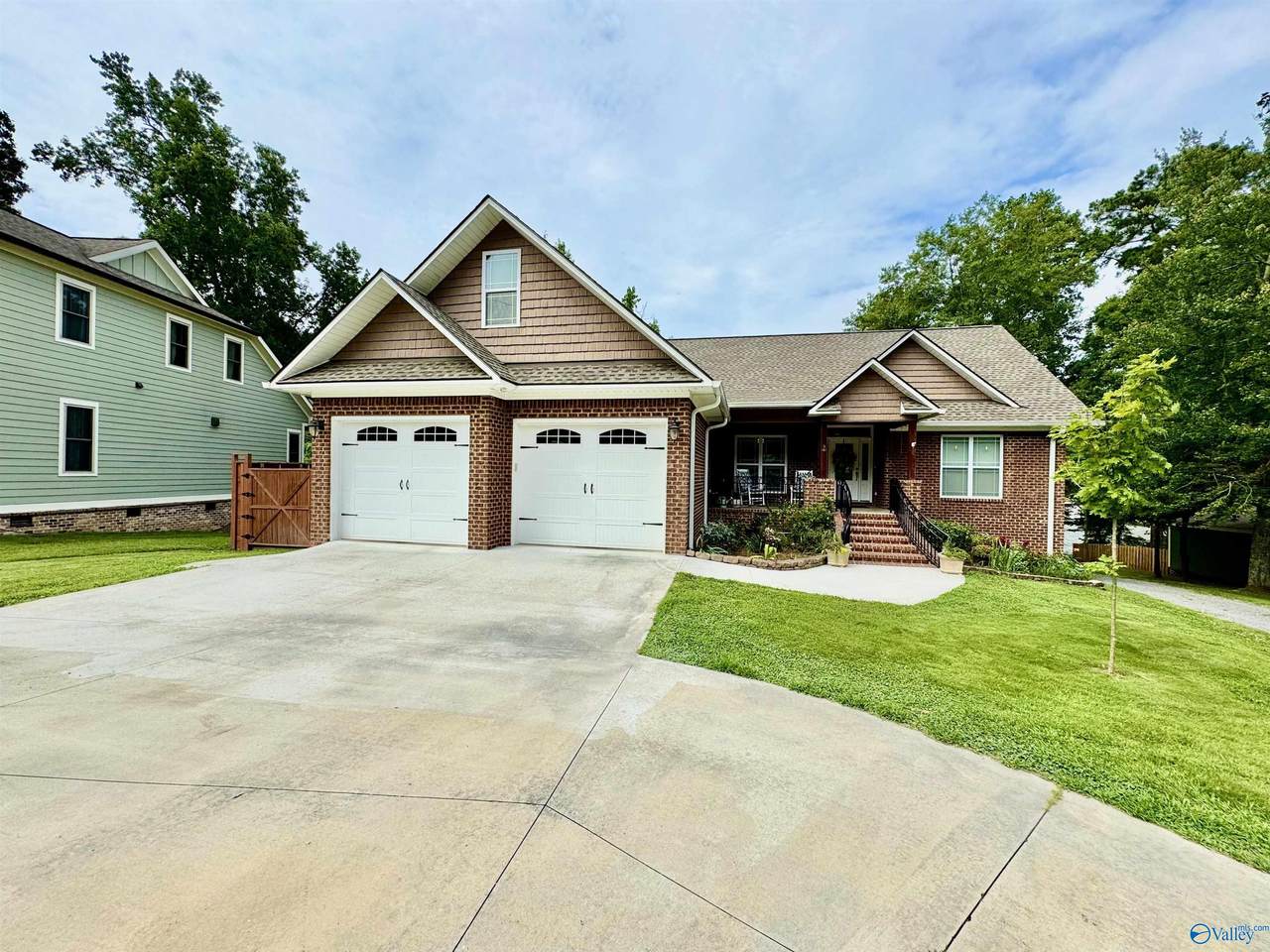 3519 Colonial Drive - Photo 1