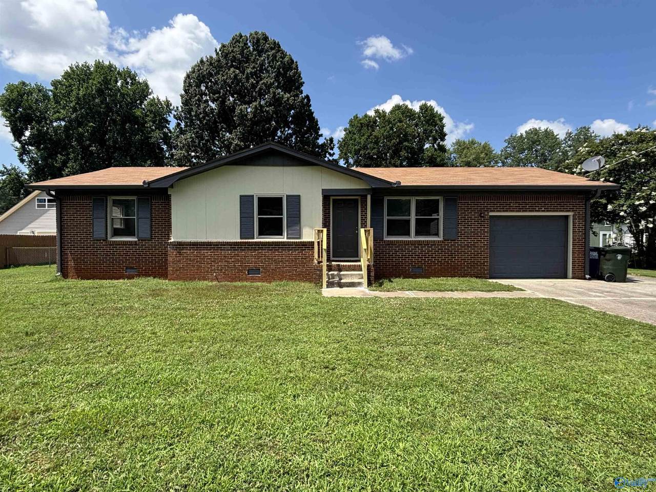 104 Gann Avenue - Photo 1
