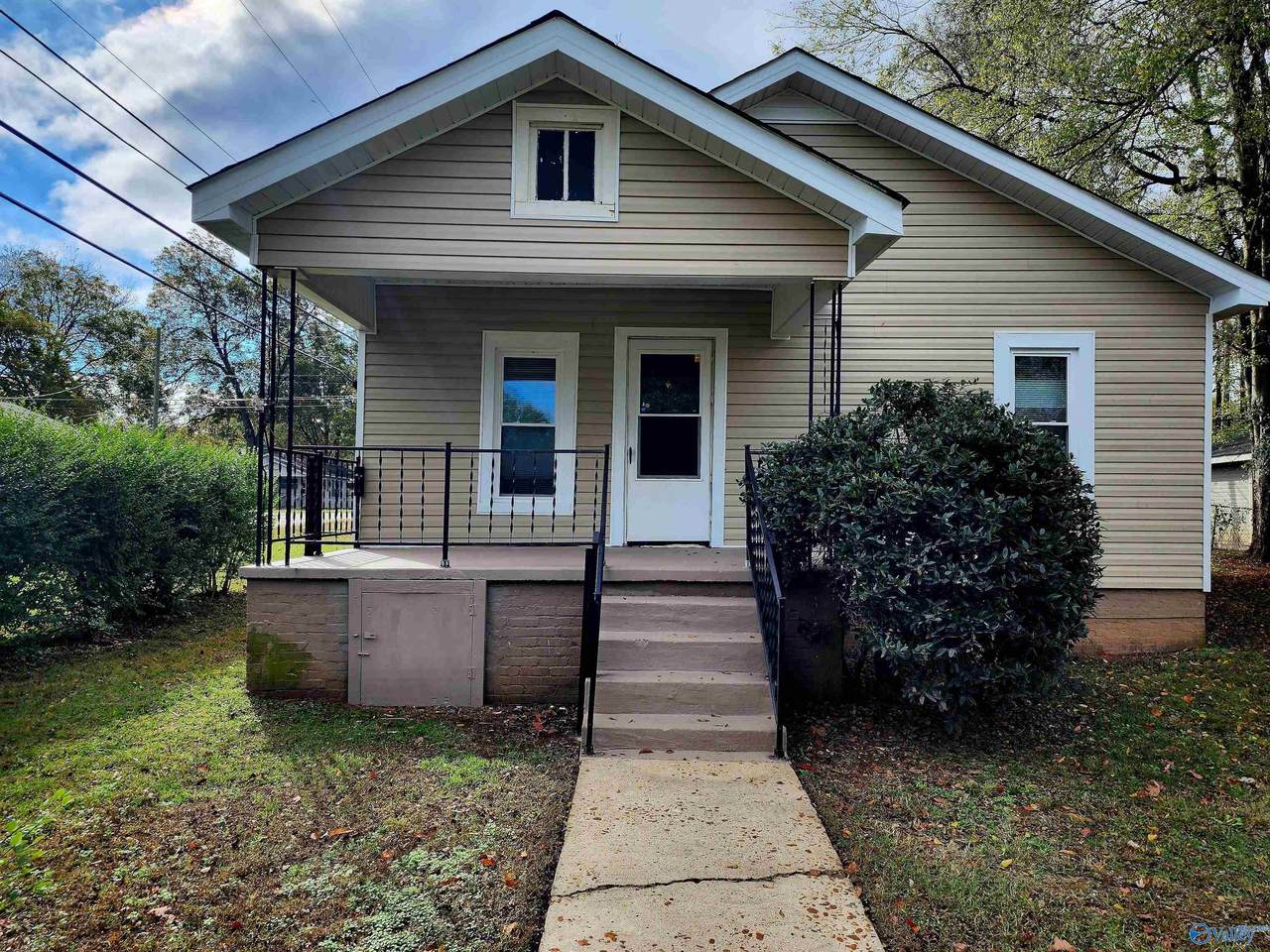 1426 Stevens Avenue - Photo 1