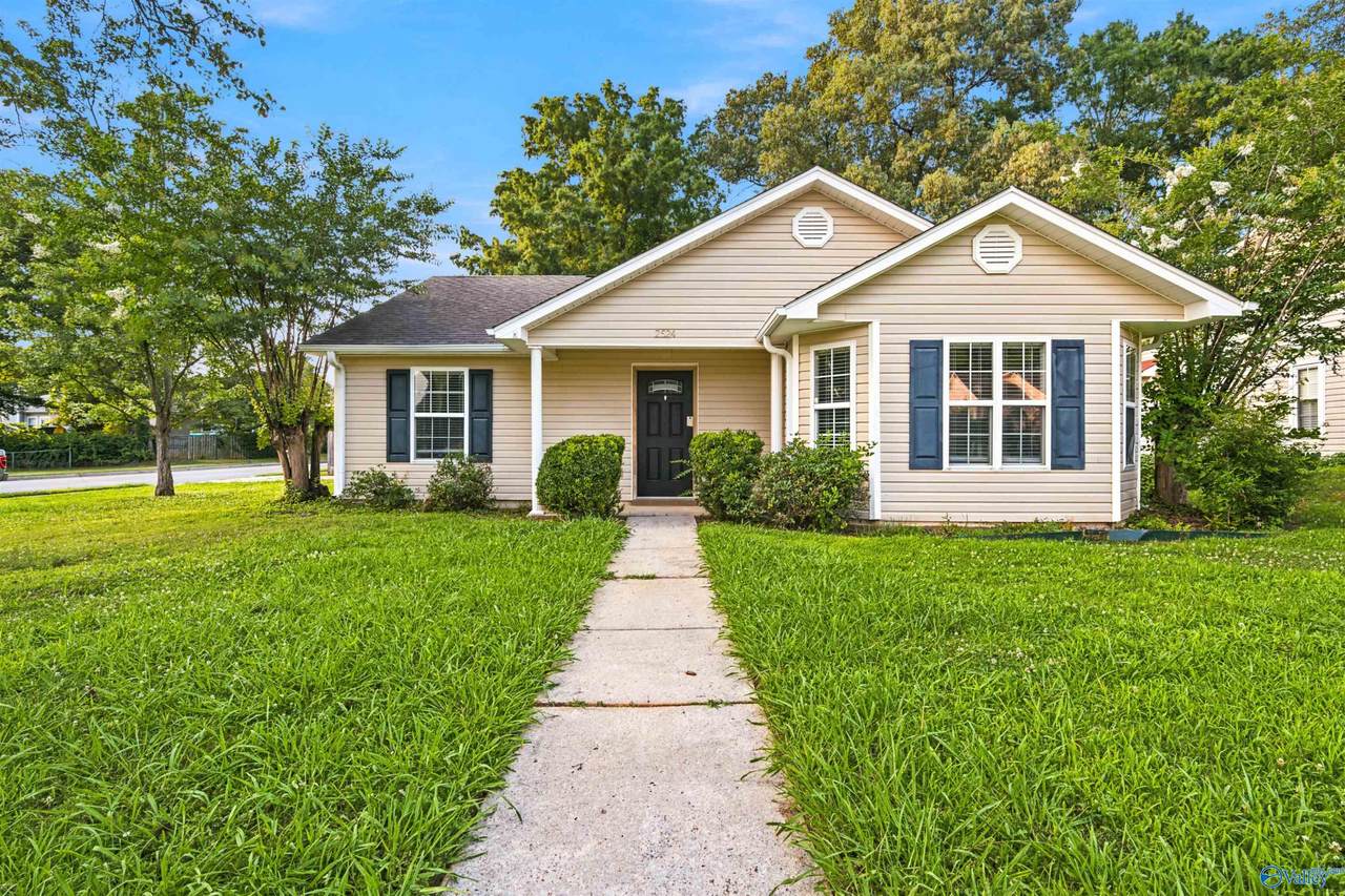 2524 Clovis Road - Photo 1