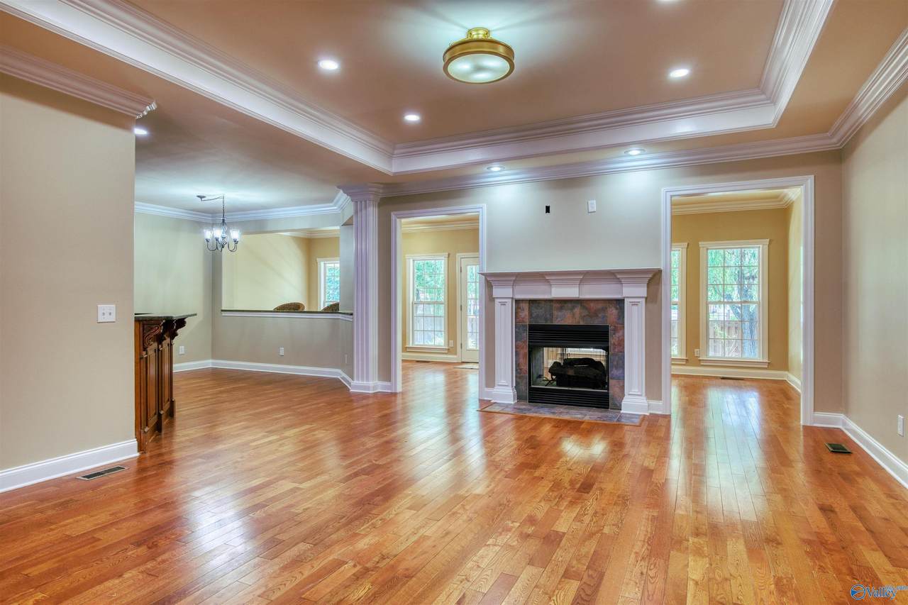 https://bt-photos.global.ssl.fastly.net/nalmls/1280_boomver_1_21923998-2.jpg