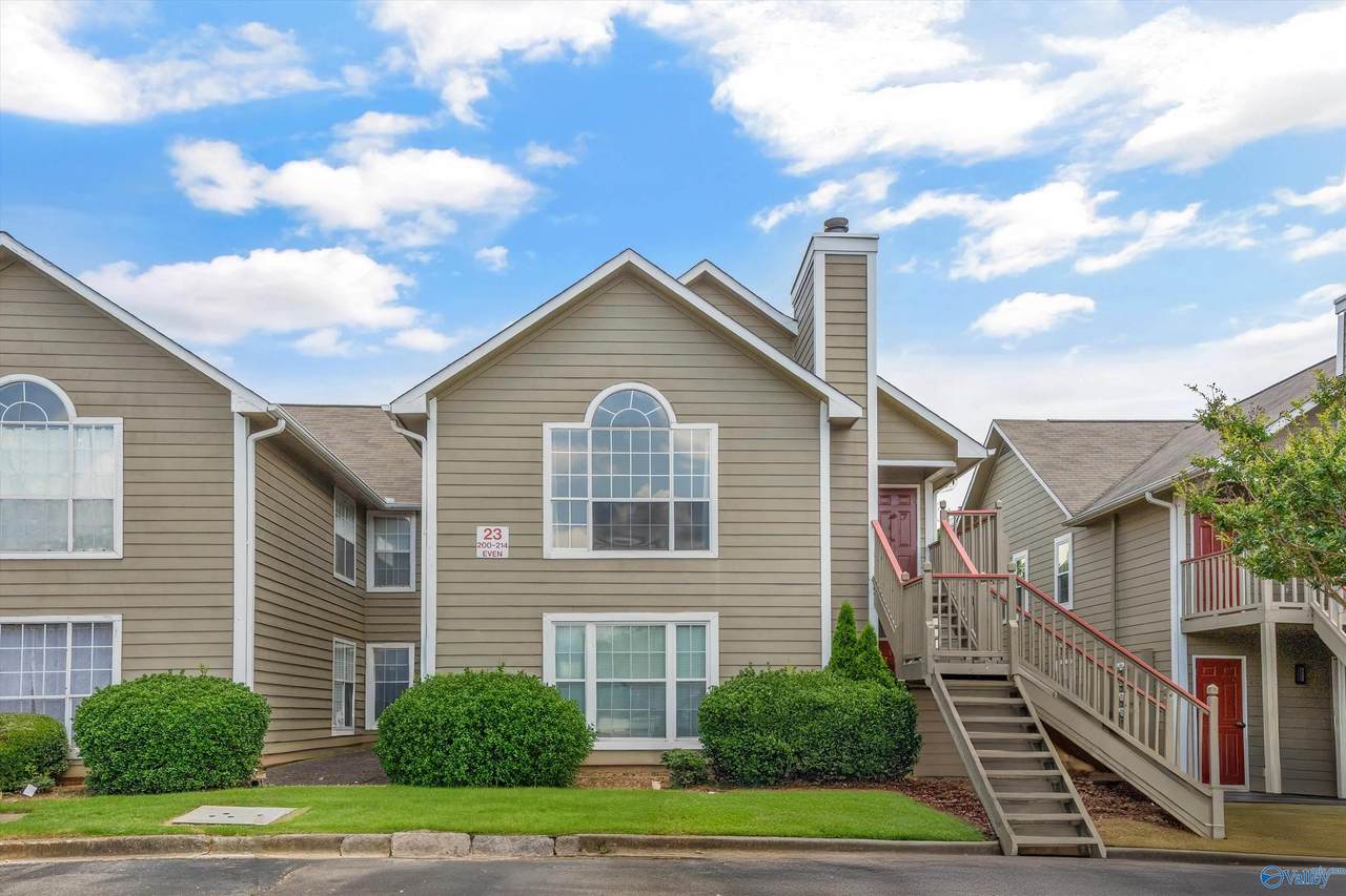 210 Waters Edge Lane - Photo 1
