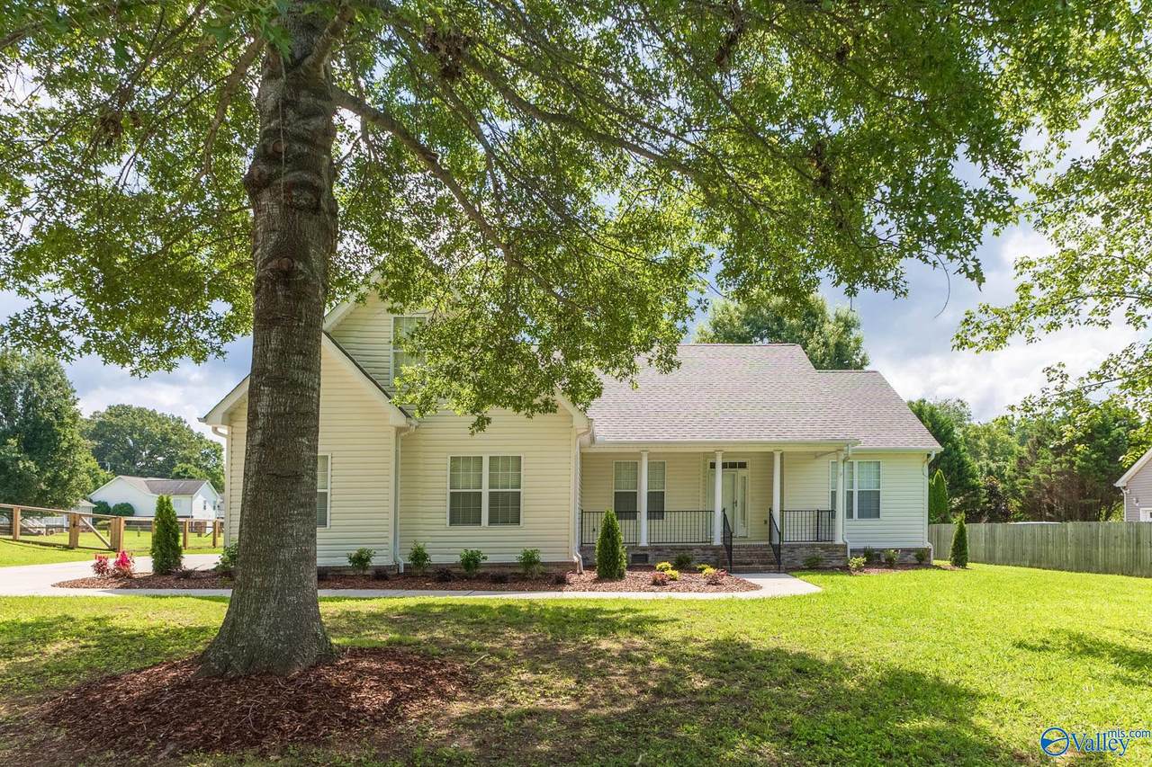 2526 Dug Hill Road - Photo 1