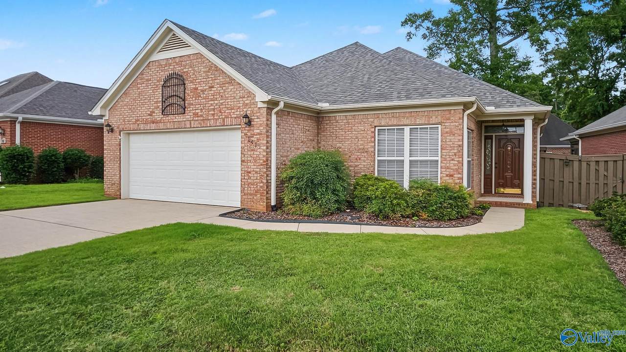 141 Canterbury Drive - Photo 1