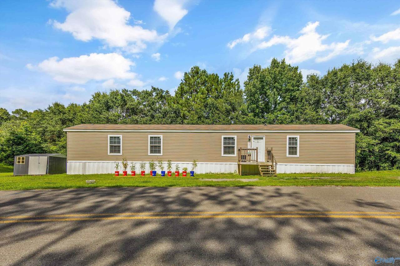 90 County Road 1635 - Photo 1