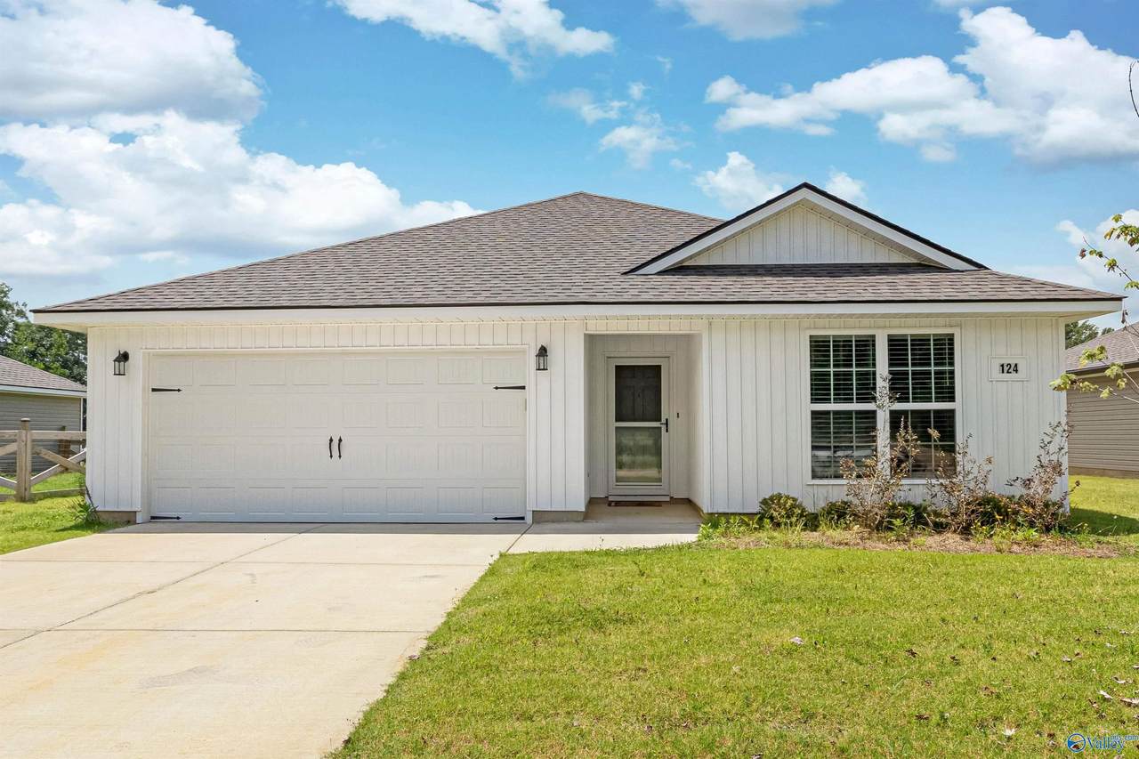 124 Fuller Drive - Photo 1