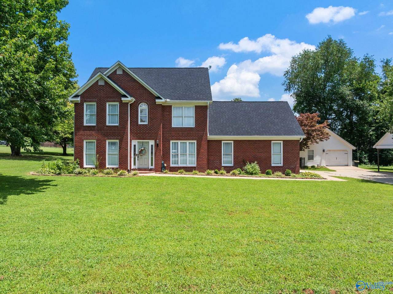 333 Reynolds Drive - Photo 1