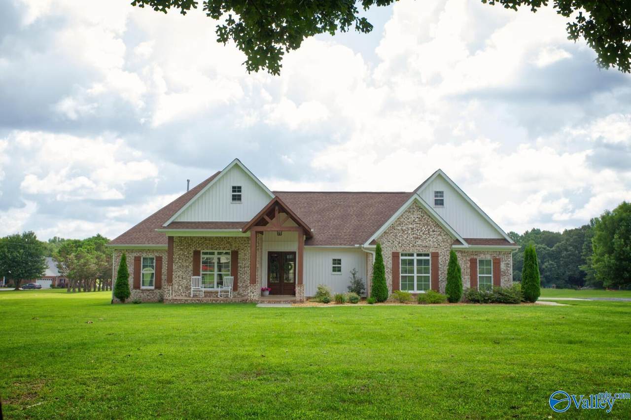 1140 County Road 449 - Photo 1