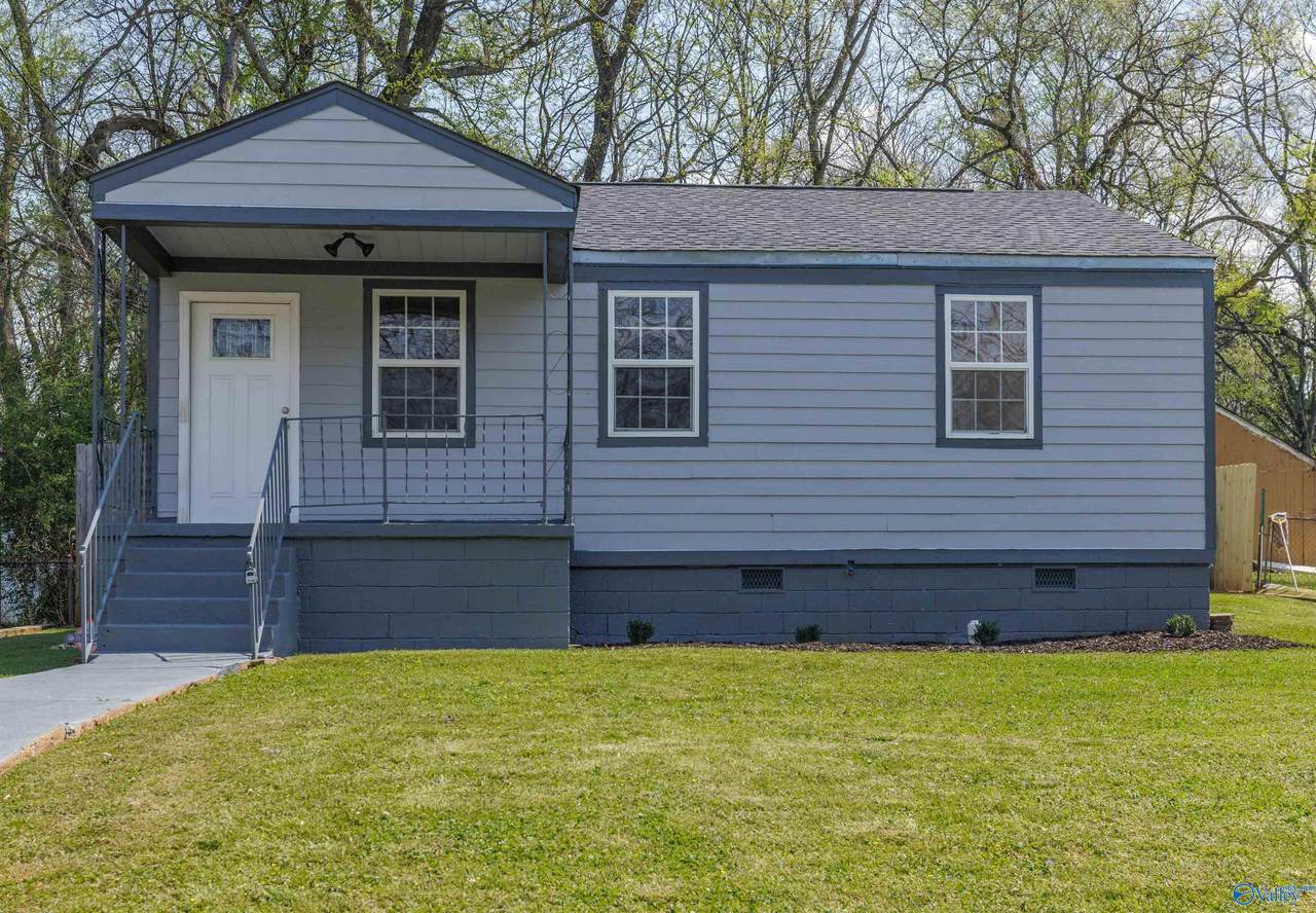 214 Richmond Drive - Photo 1