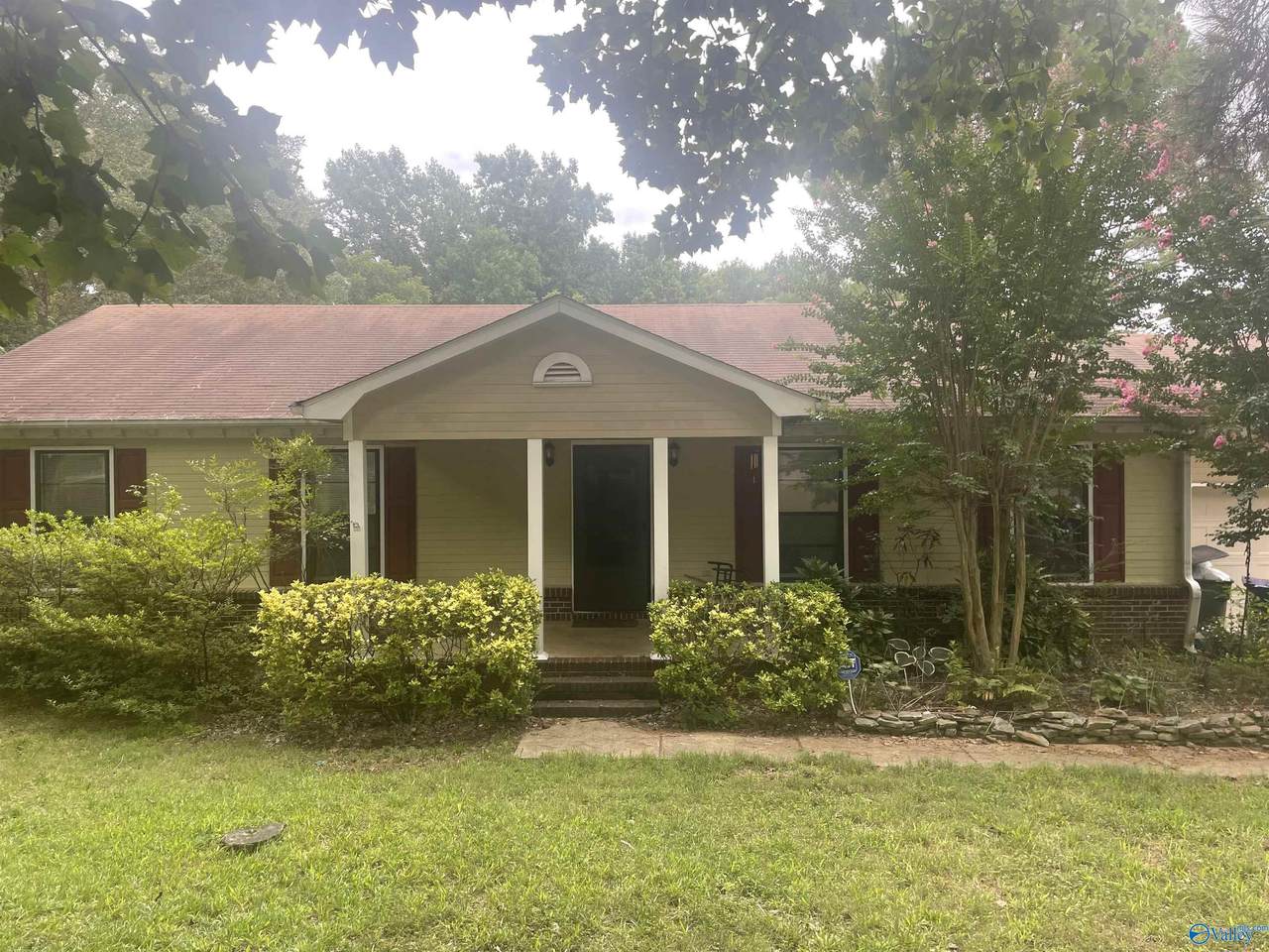 792 Seina Vista Drive - Photo 1