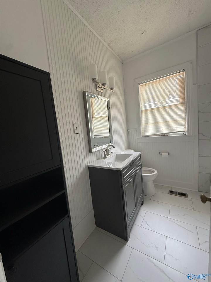 https://bt-photos.global.ssl.fastly.net/nalmls/1280_boomver_1_21924700-2.jpg