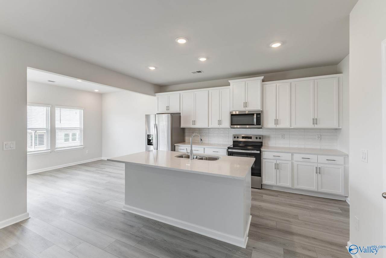 8189 Gaskin Boulevard - Photo 1