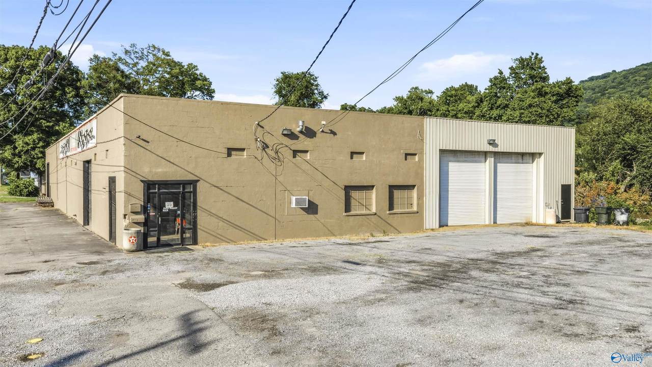1005 Gault Avenue - Photo 1